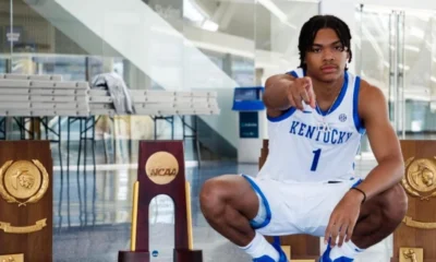 2025 basketball recruit Darius Acuff posing during his Kentucky visit.