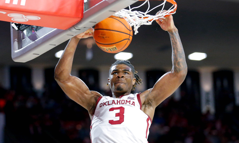 Oklahoma Sooners transfer Otega Oweh has comitted to play basketball for the Kentucky Wildcats.