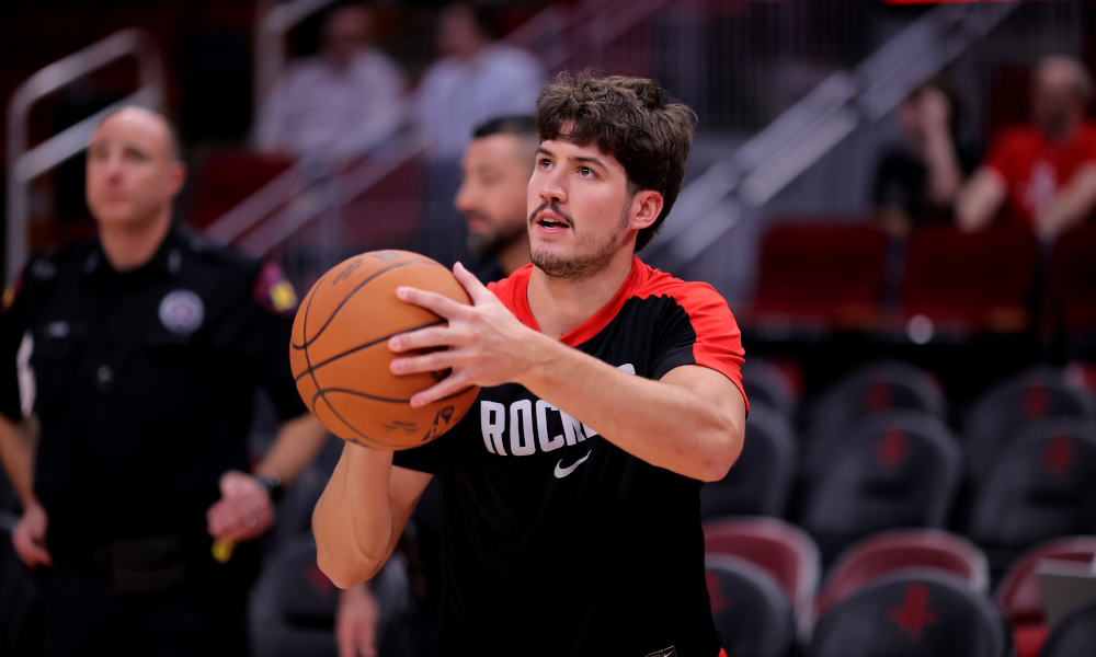 NBA analysts are comparing Houston Rockets rookie Reed Sheppard to Golden State Warrior, future Hall of Famer Stephen Curry.