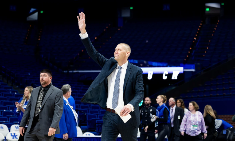 Players say Kentucky coach Mark Pope's honesty and authenticity is what separates him from other college basketball coaches.