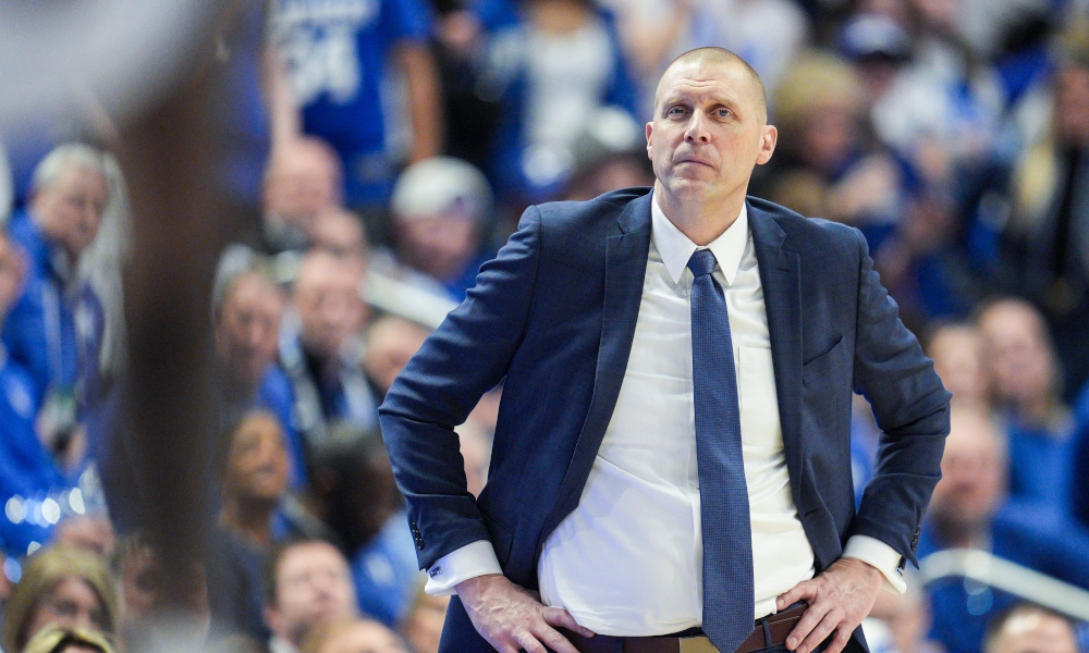 Kentucky head coach Mark Pope tried rally his team.