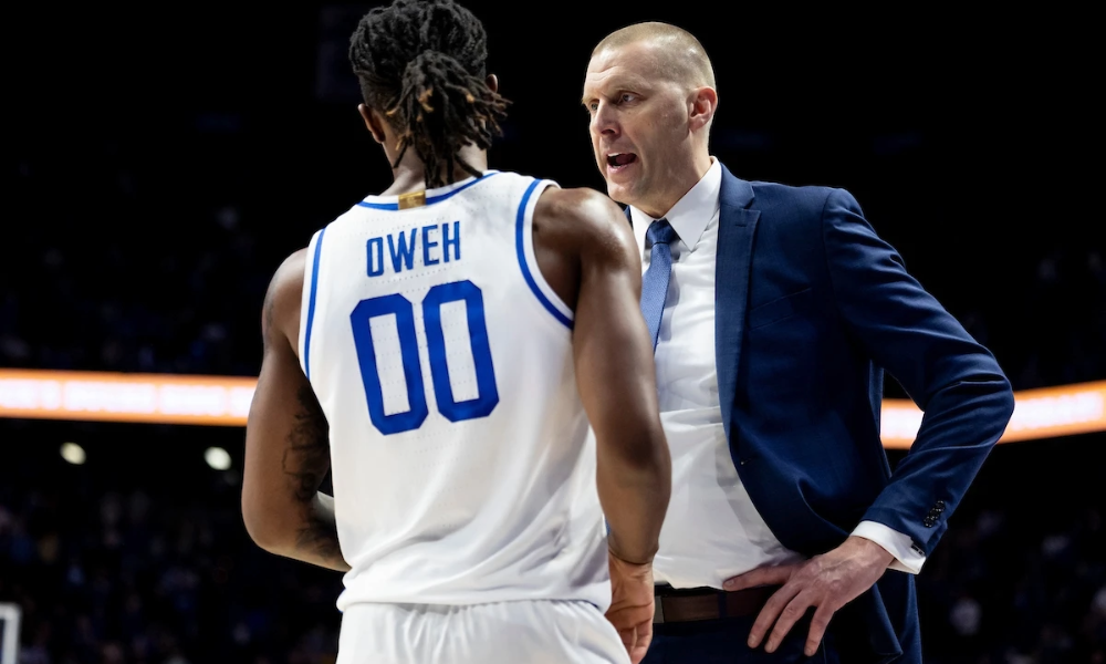 Otega Oweh and Mark Pope