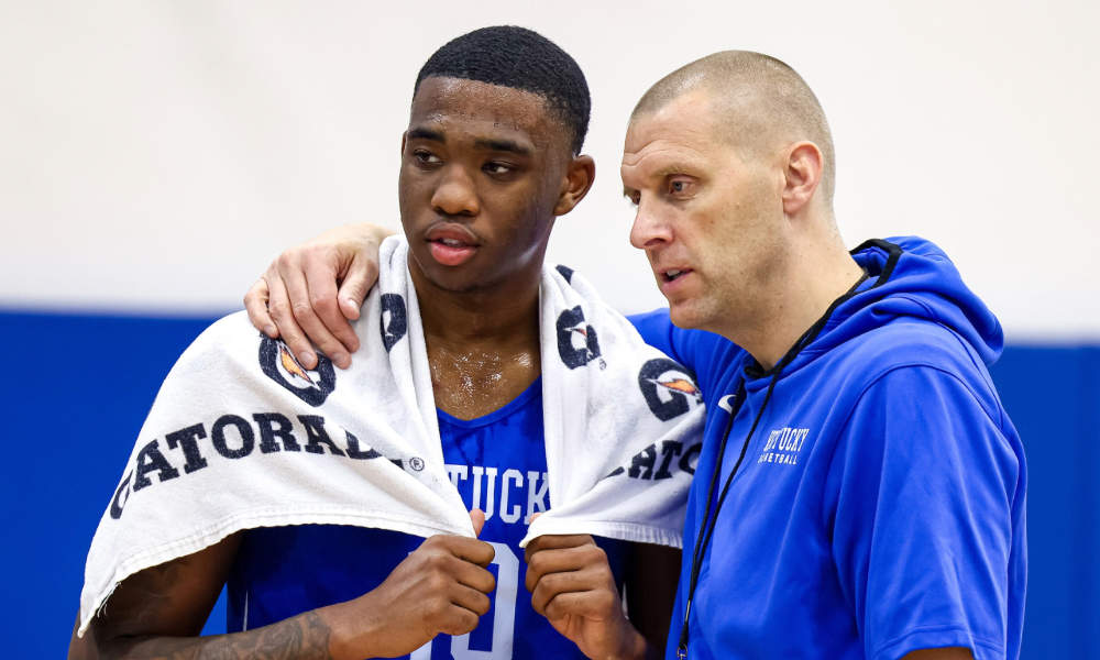 Brandon Garrison and Kentucky head coach Mark Pope